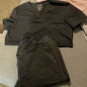 Cherokee revolution scrub set